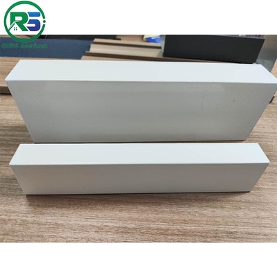 Environmental Friendly Linear Suspended Metal Ceiling 0.9mm White Aluminum Ceiling