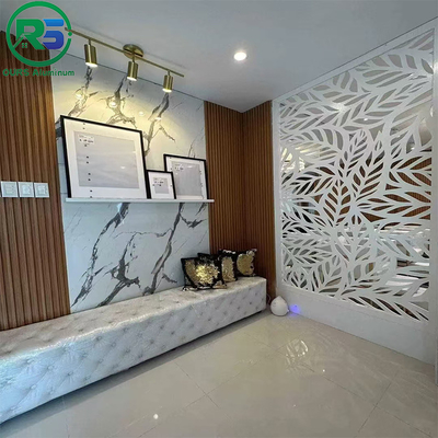 Aluminum Wall Panels 0.6-3.5mm Thickness in Wine Red for Versatile Protection and Adjustable Vision Height