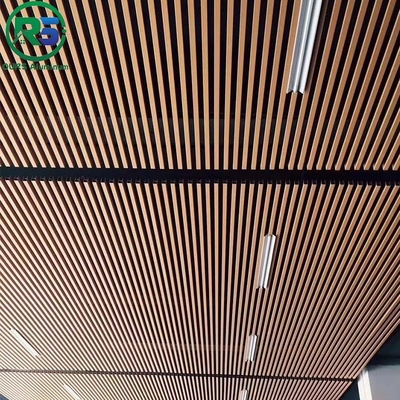 Diseño moderno y simple 0,8 mm de espesor paneles de pared de aluminio para la decoración popular